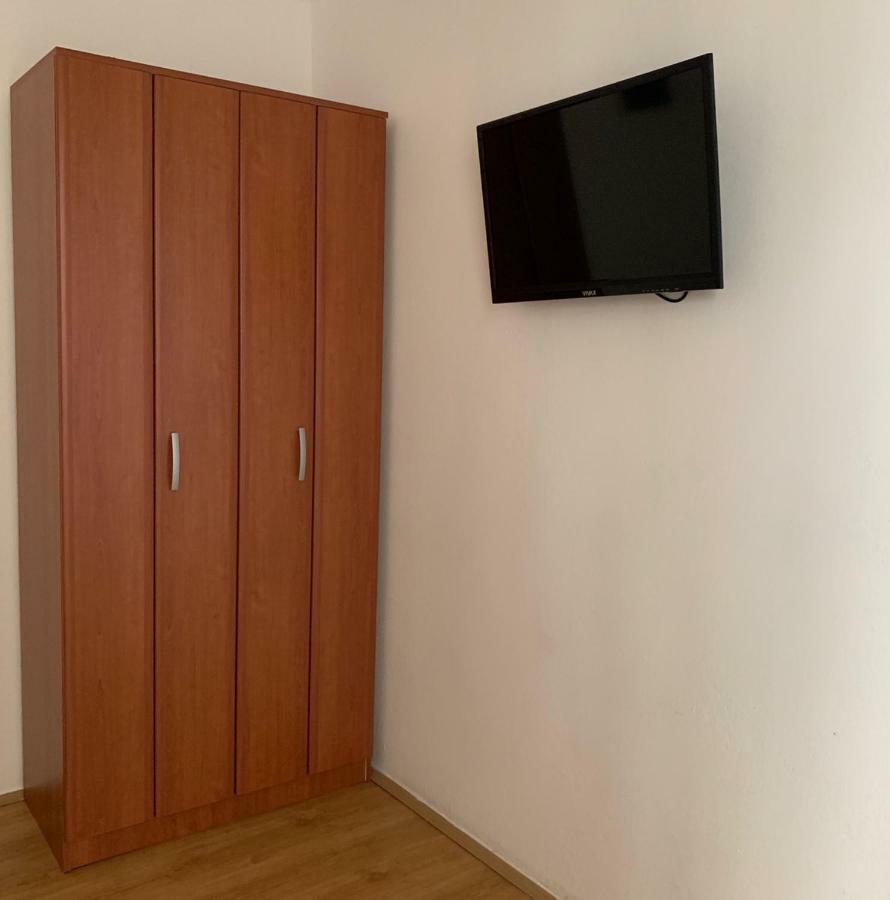 Guesthouse Orlovic Μπούντβα Εξωτερικό φωτογραφία