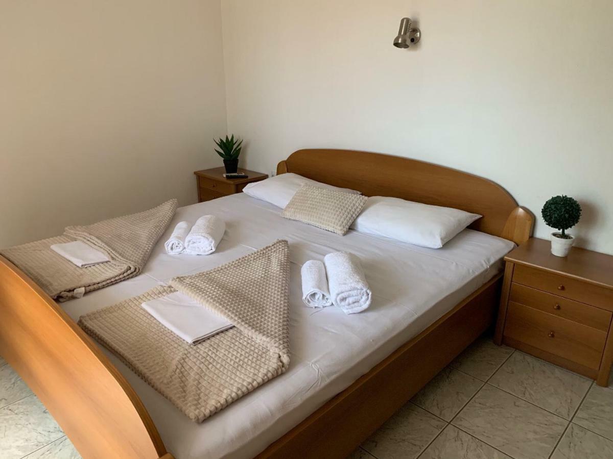 Guesthouse Orlovic Μπούντβα Εξωτερικό φωτογραφία