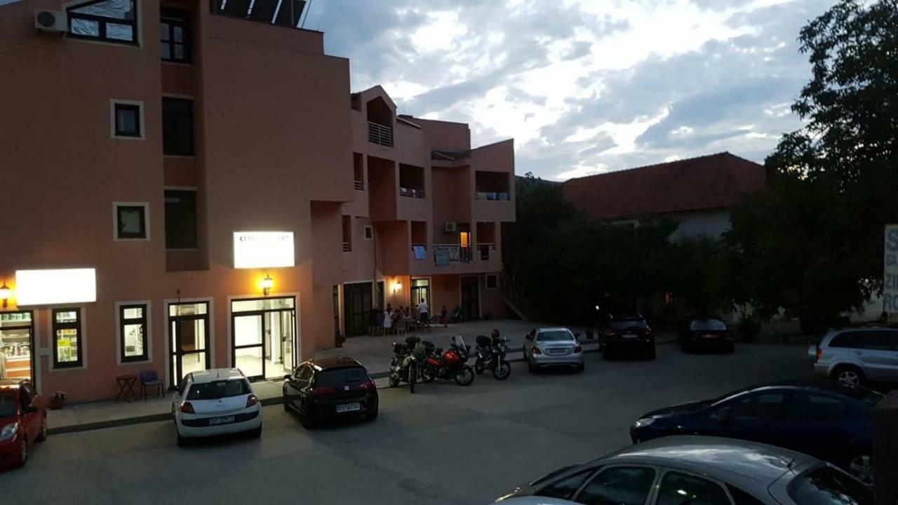 Guesthouse Orlovic Μπούντβα Εξωτερικό φωτογραφία