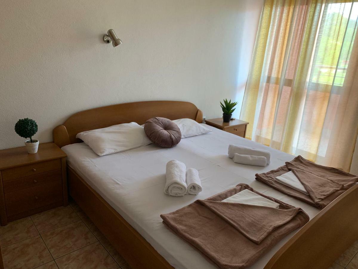 Guesthouse Orlovic Μπούντβα Εξωτερικό φωτογραφία