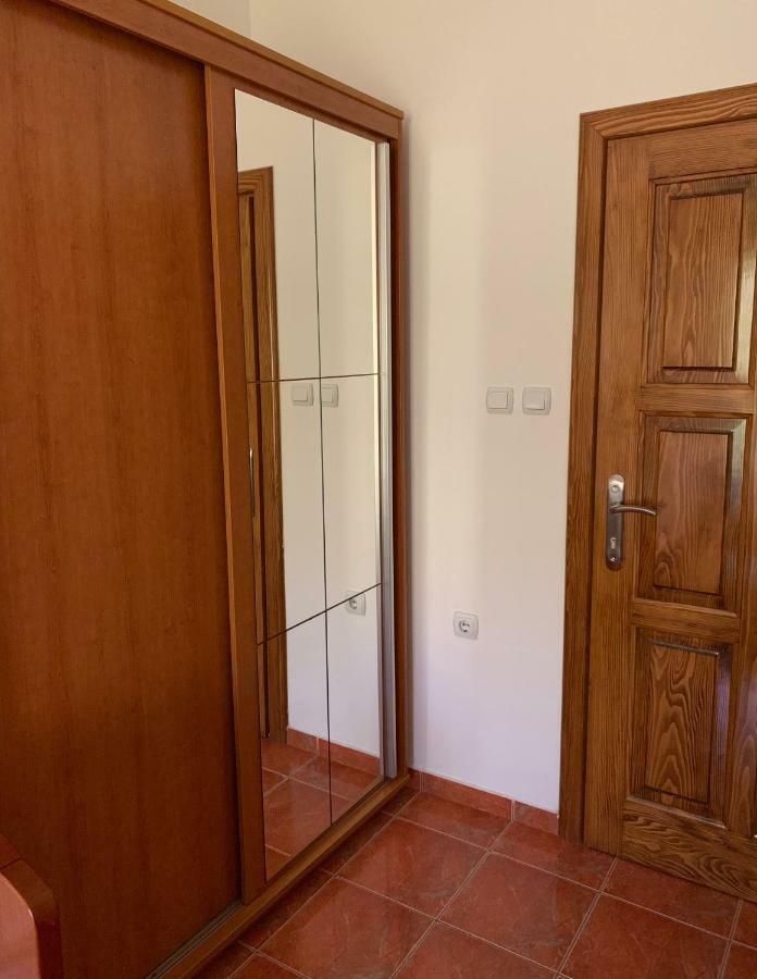 Guesthouse Orlovic Μπούντβα Εξωτερικό φωτογραφία