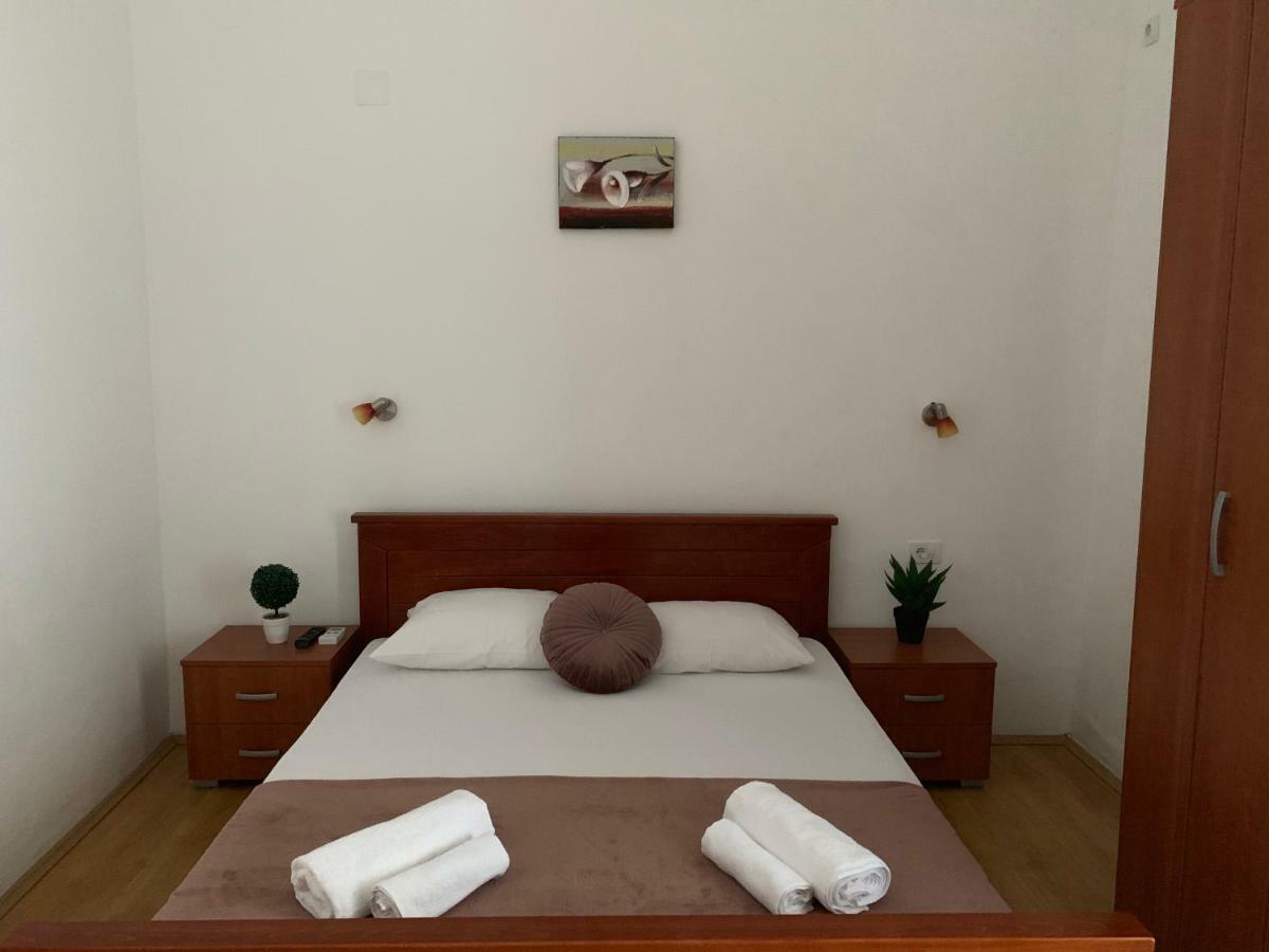 Guesthouse Orlovic Μπούντβα Εξωτερικό φωτογραφία